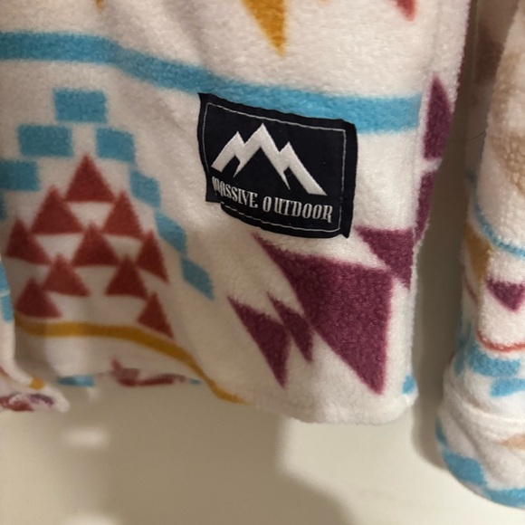 Patterned button up Jacket with Multicolor Design - Picture 2 of 5